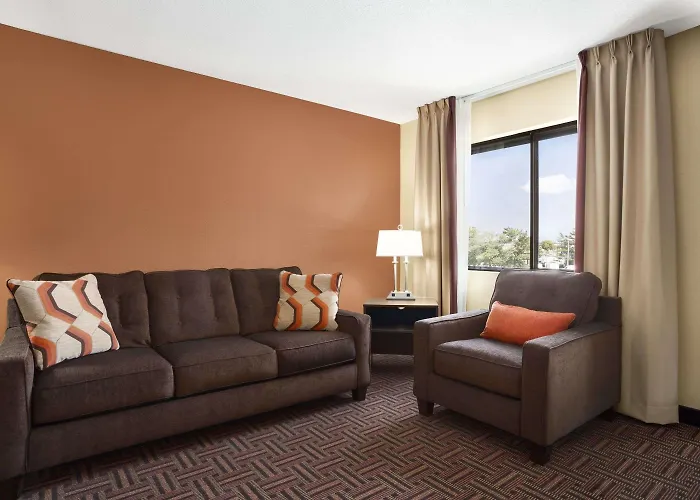 Super 8 By Wyndham 2*